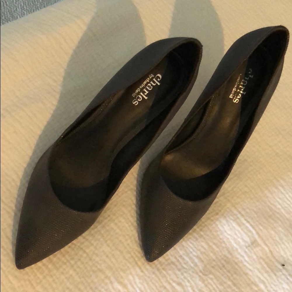 Charles by Charles David grey pumps shoes